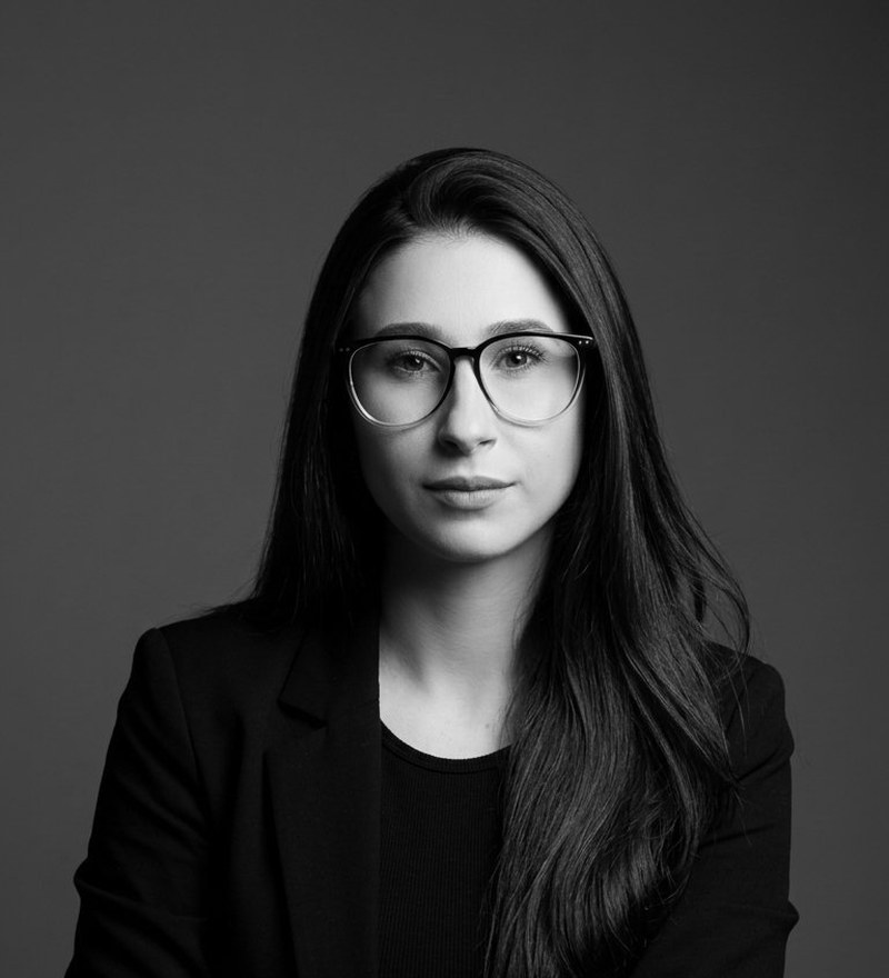 Karolyne Battisti — advogada, OAB/PR 110.187